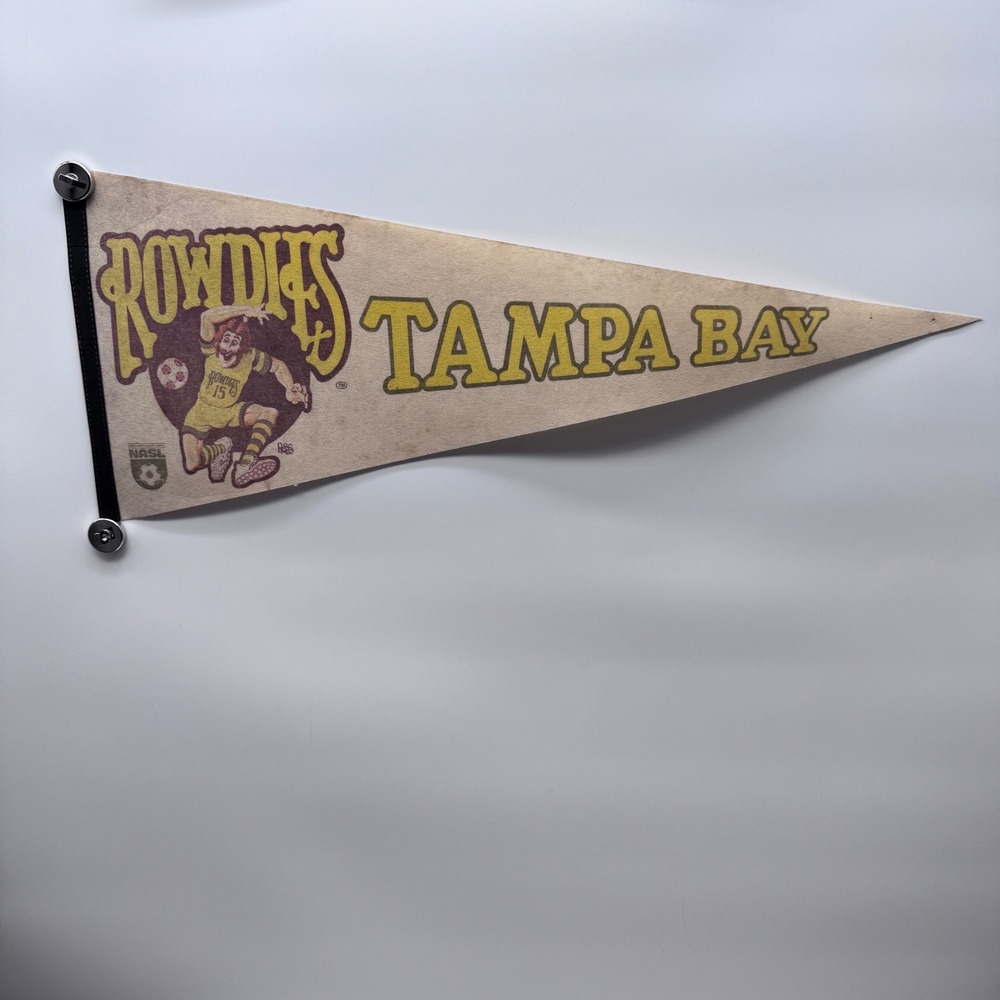 NASL Pennant Unisex OS White Vintage Tampa Bay Rowdies Soccer Mascot